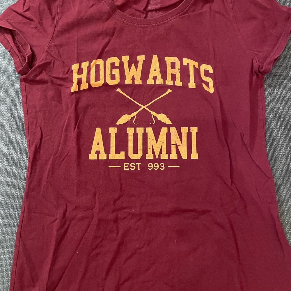 Harry Potter Hogwarts Alumni Maroon T-Shirt